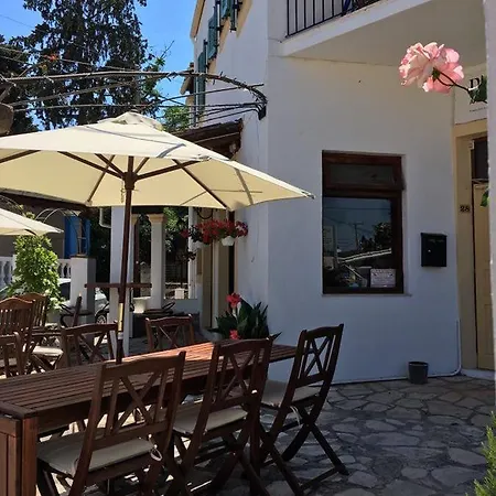 Poseidon Lägenhetshotell Kassiopi